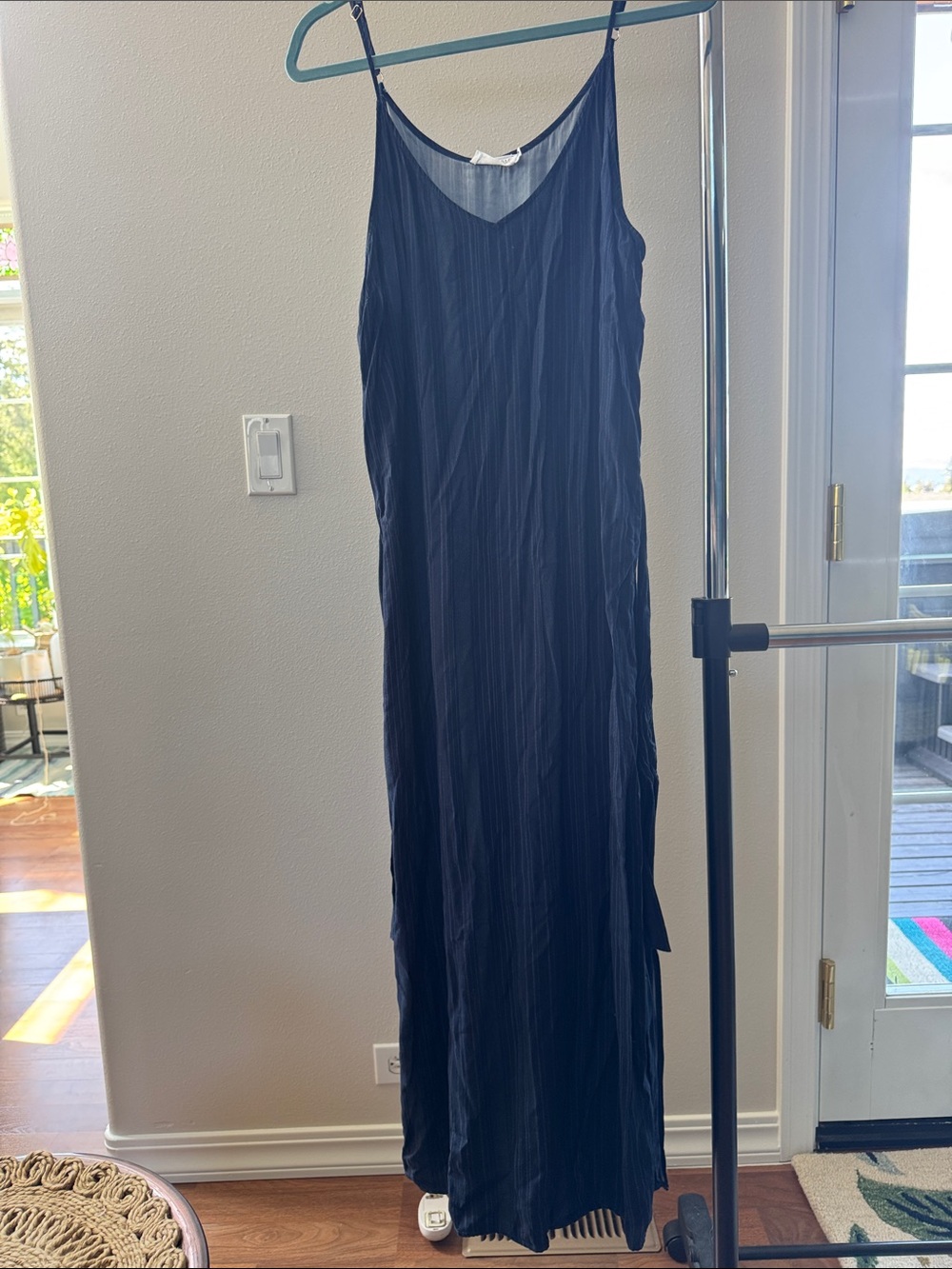 Carve Designs Navy Pinstripe Sleeveless Slip Dress - never worn! Beach to dinner